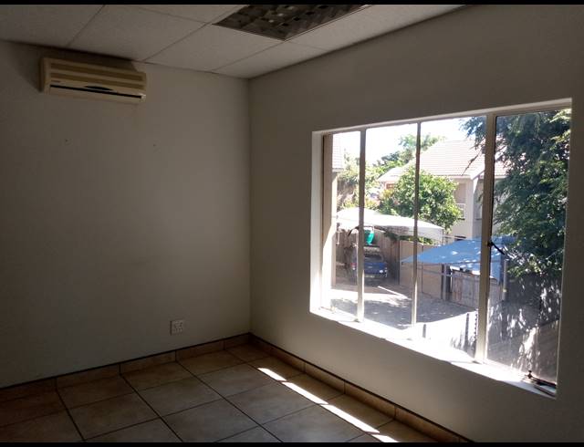 284M² BUSINESS FOR SALE IN BO-DORP